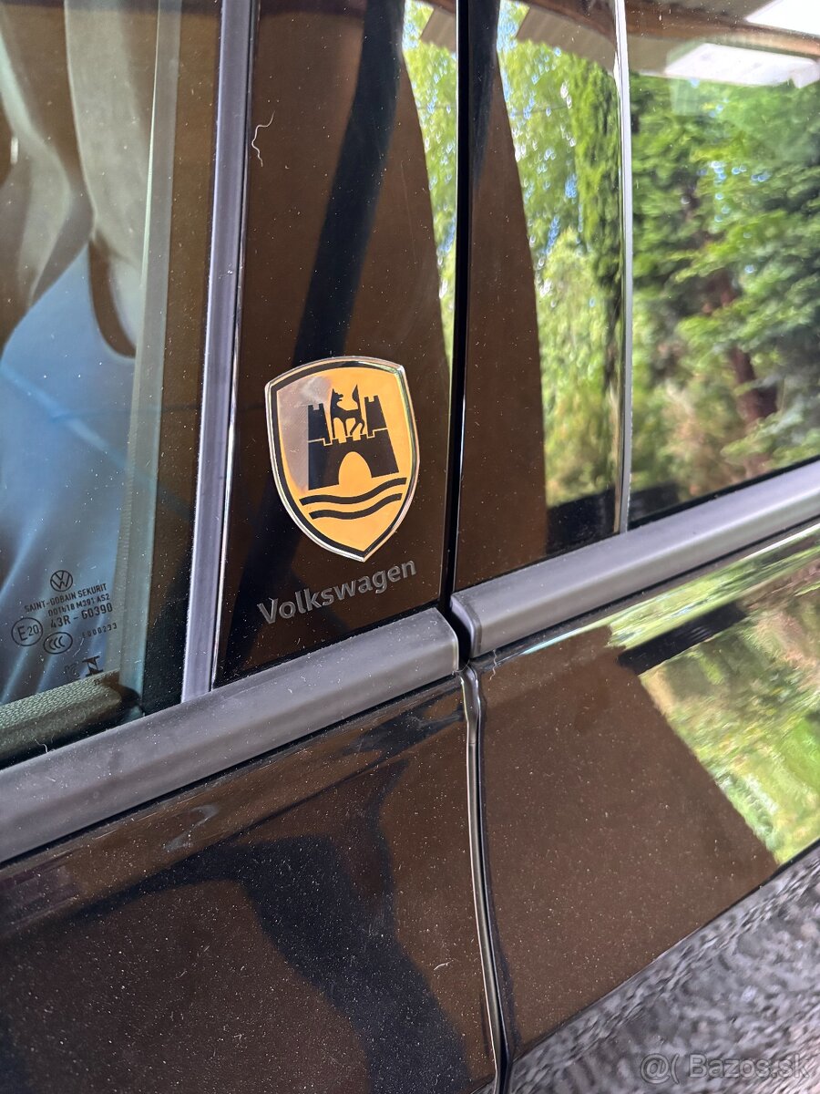 Emlem Wolfsburg Volkswagen - 3