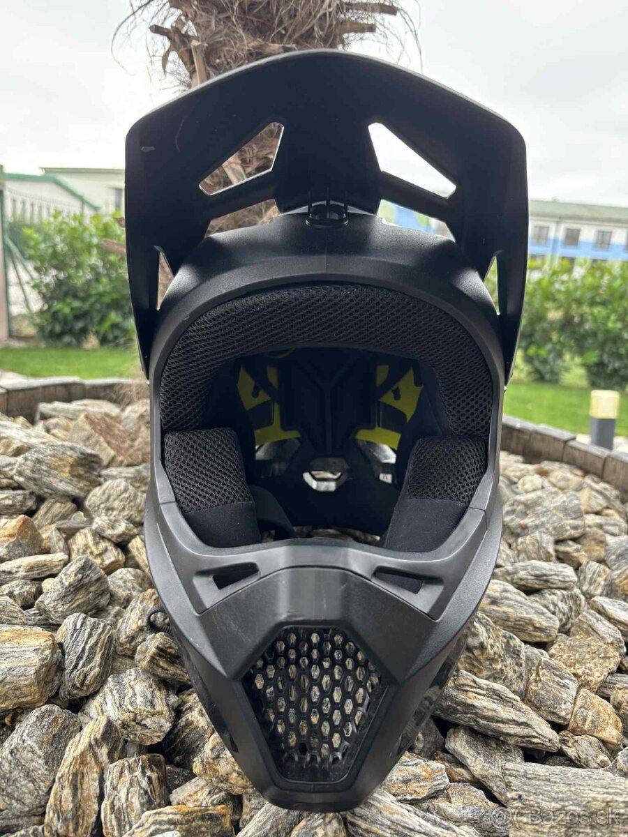 Prilba Fox Rampage - 3