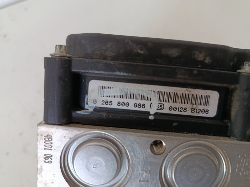 rj abs toyota auris 0265800986 80€ - 3