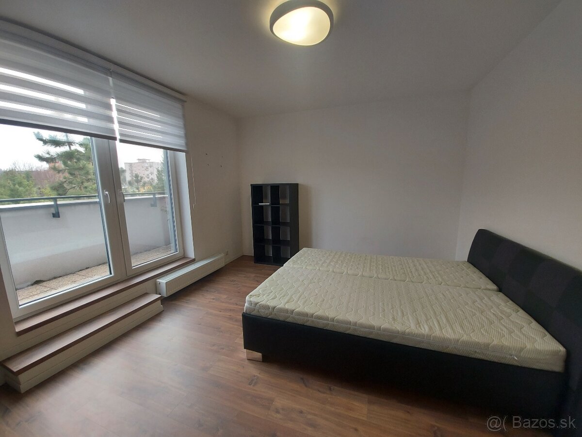 Trojizbový byt s najkrajším výhľadom v Banskej Bystrici - 3