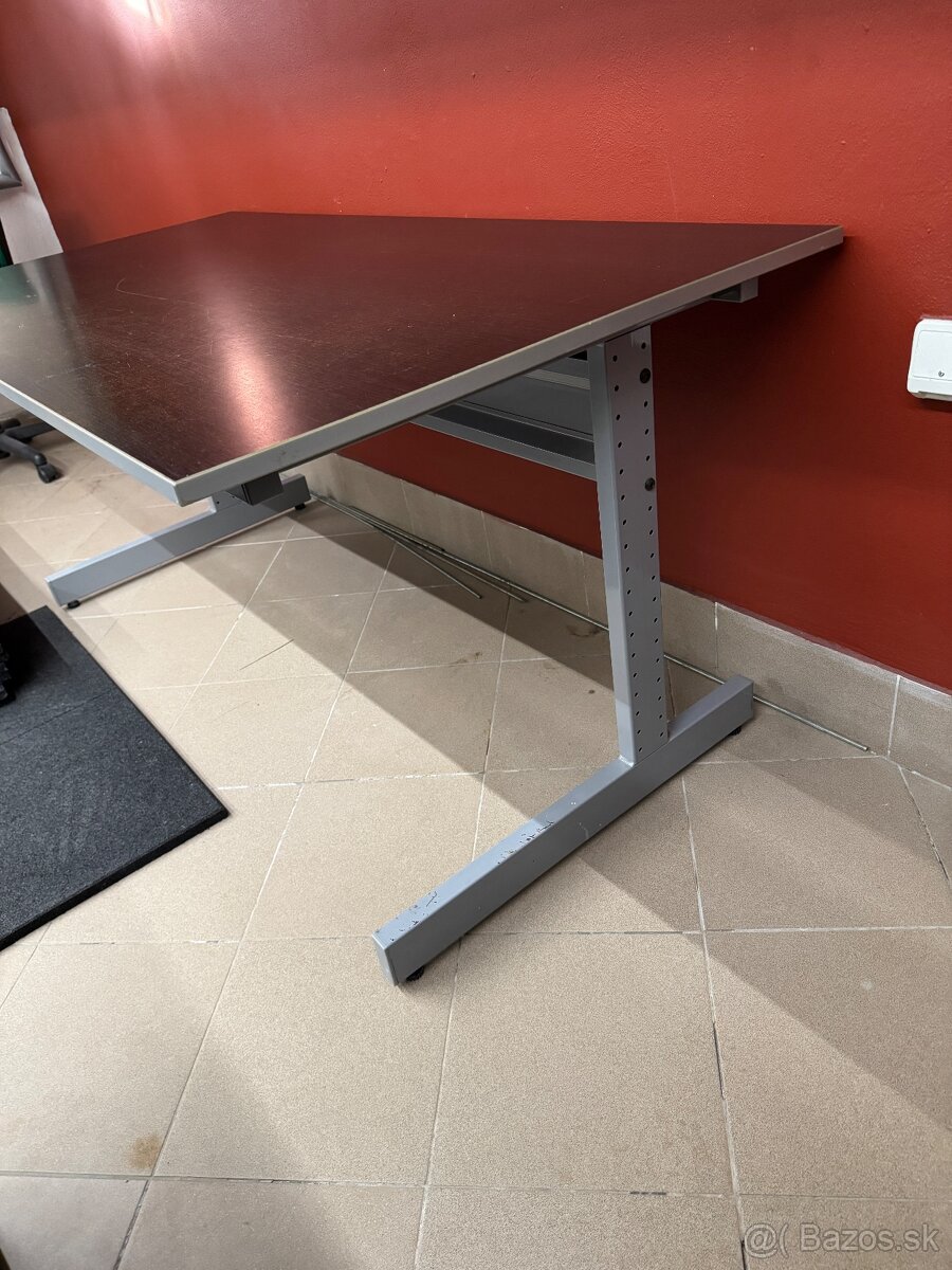 PREDAM kancelarsky stôl - 3
