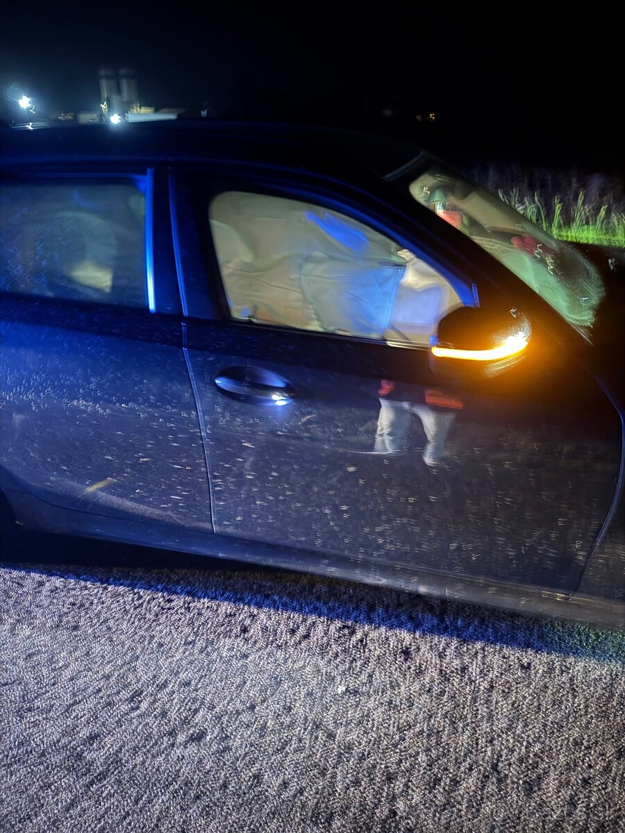 BMW 318d 110 kW, 2021 – PO NEHODE, MOTOR OK - 3