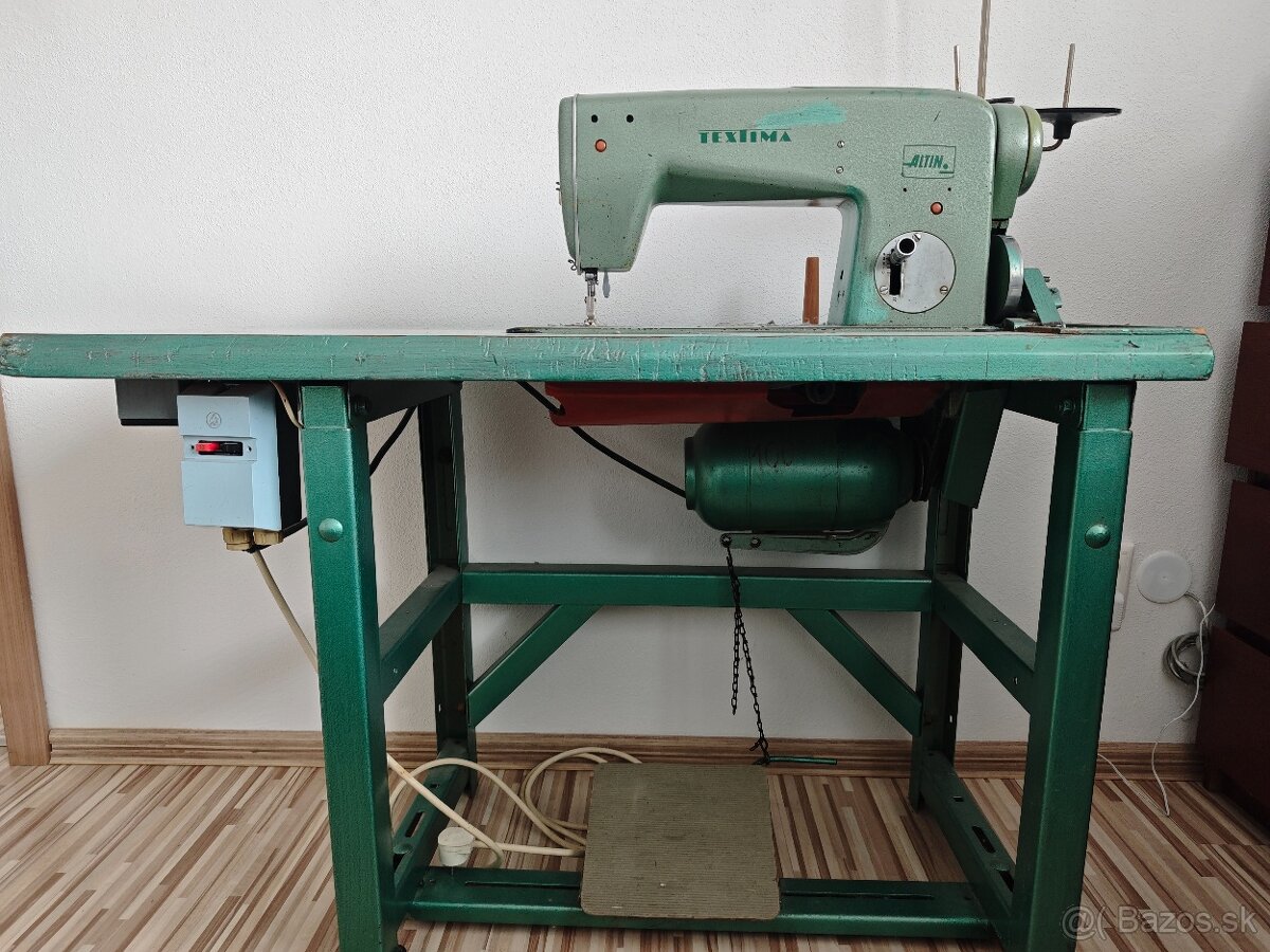 Šijací stroj textima - 3