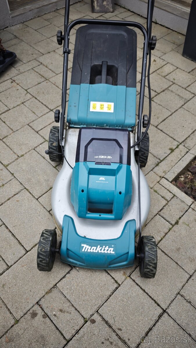 Kosačka Makita AKU - 3