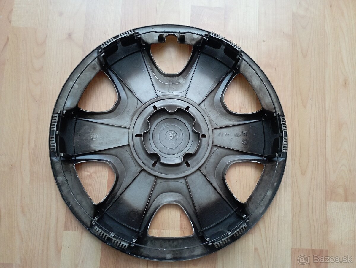 1ks puklica VW 14", Toyota 14", Skoda 15", Honda 14" - 3