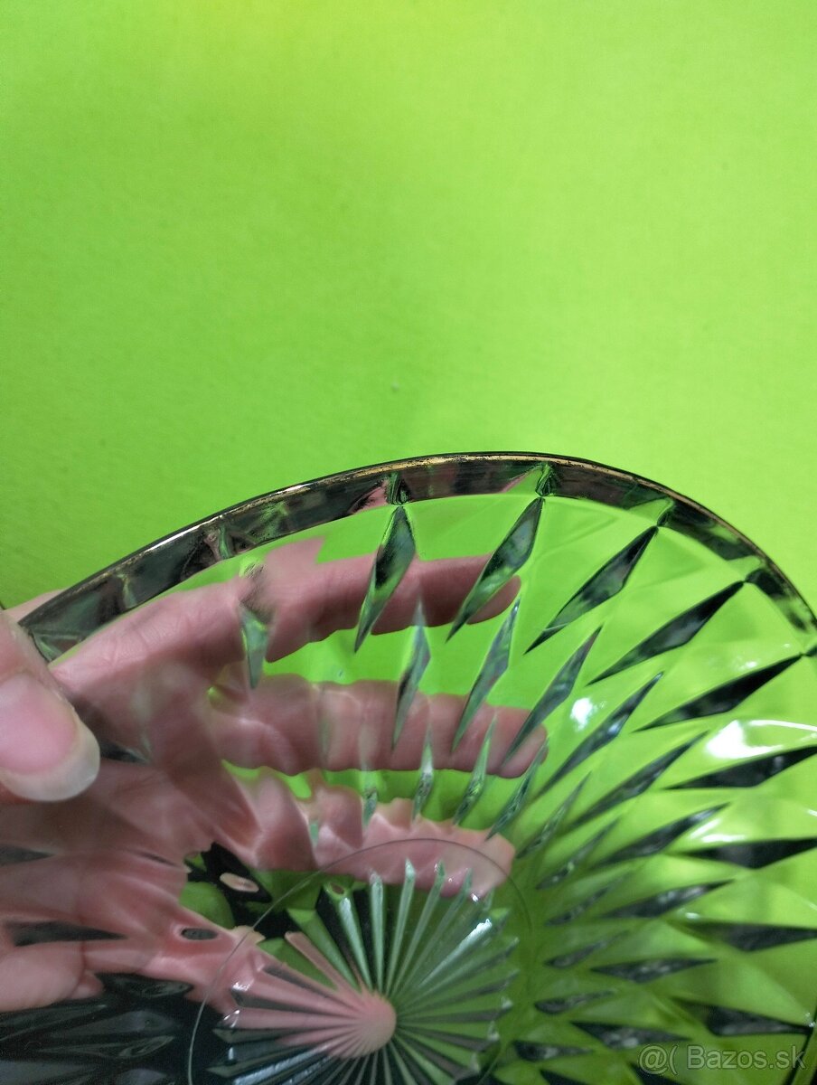 Skleneny tanier - 3
