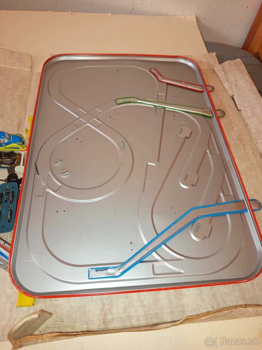 Stará plechová autodraha - 3