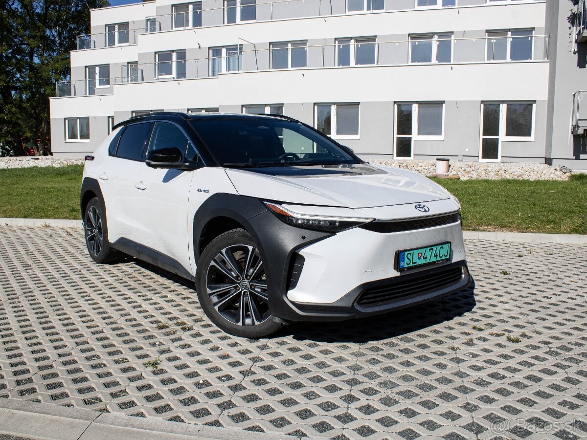 Toyota bZ4X BEV 71,4 kWh Executive AWD XMODE - 3