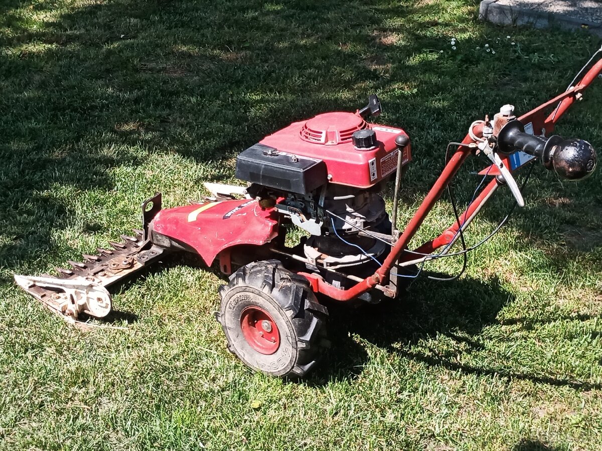 Listova kosačka Honda - Jičin - 3