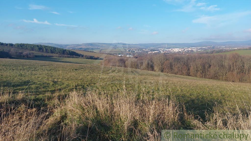 Pozemok nad Myjavou, s pekným výhľadom, 40 árov na predaj, - 3