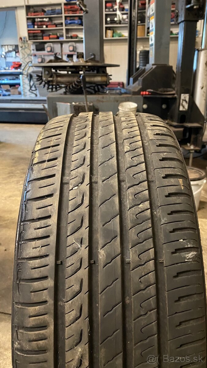 Barum Bravuris 5 205/40 R17 84W - 3