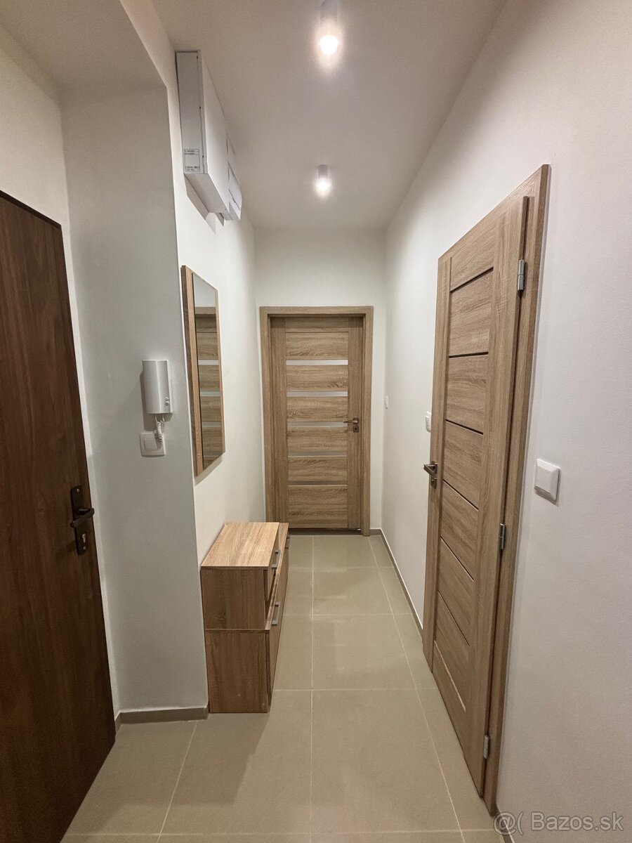 2-izbový byt v blízkom centre mesta - 3