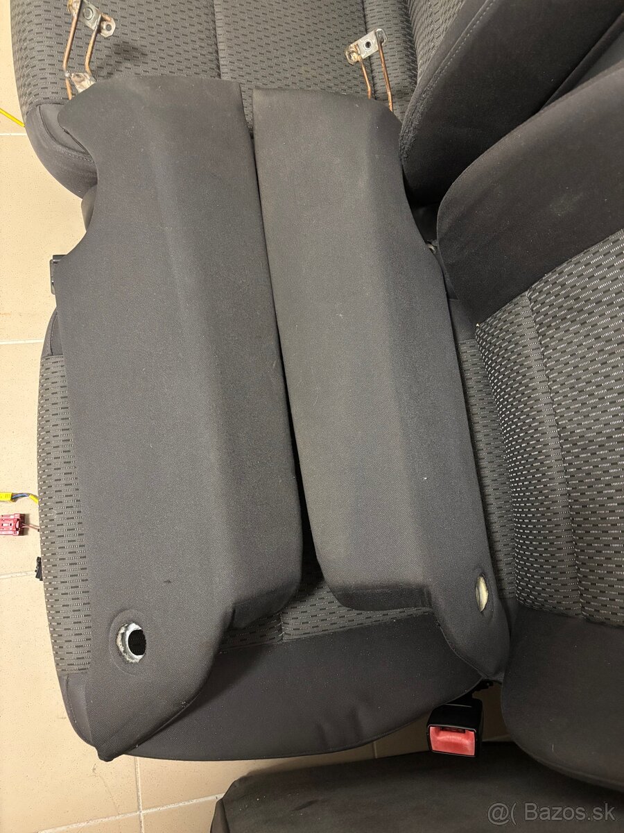 Sedačky Audi A6 C6 - 3