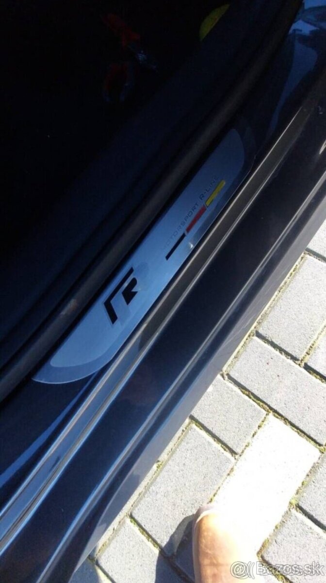 R-LINE prahové lišty VOLKSWAGEN - 3