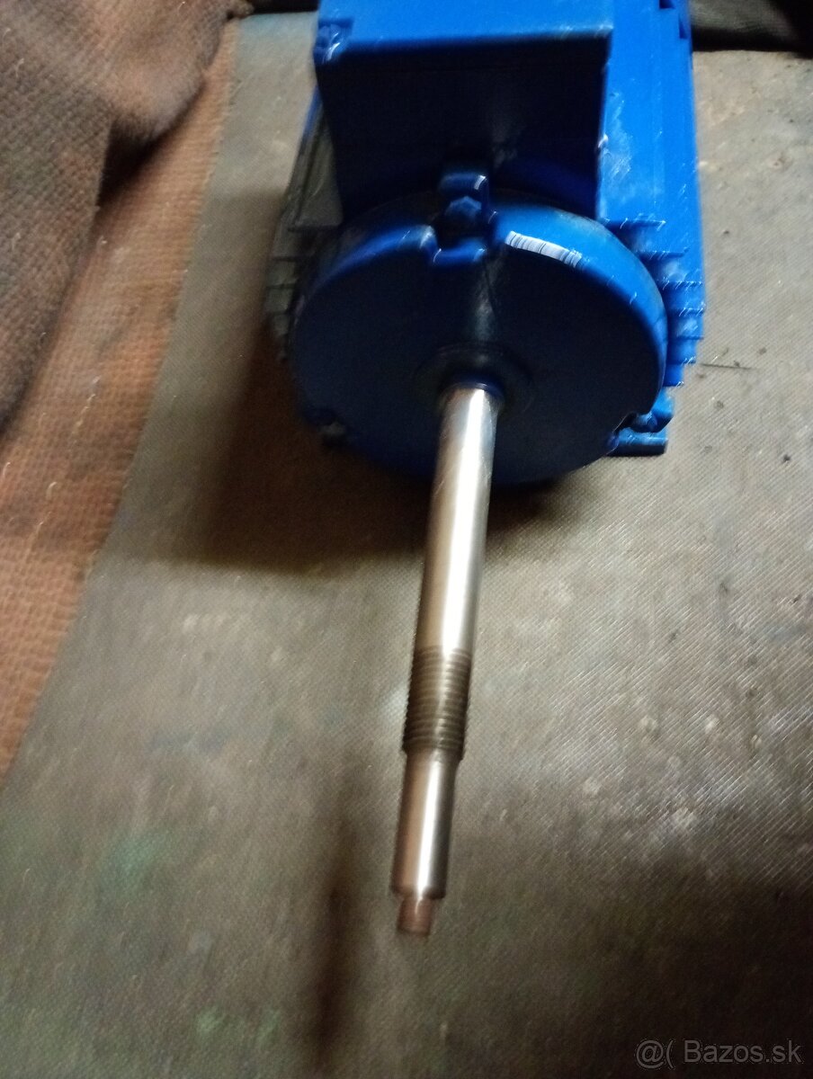 Predam 2.2kw elektromotor trojfazový. - 3
