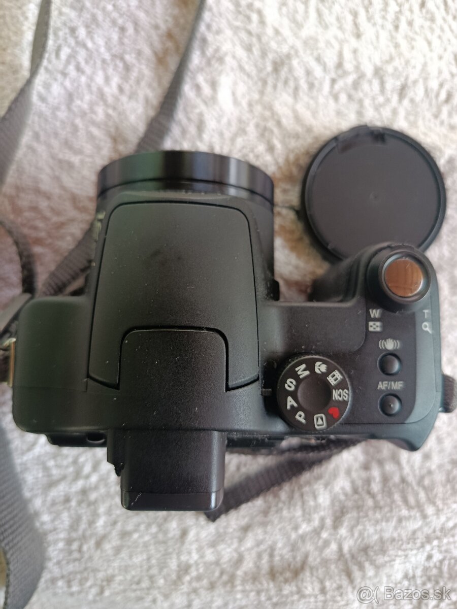 Panasonic Lumix DMC-FZ7 - 3
