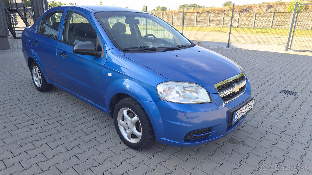 Chevrolet Aveo 1.4 16v Elite - 3
