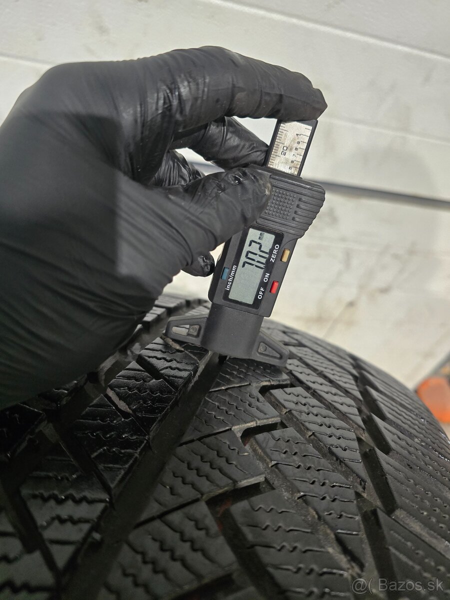 Zimné Pneu Continental 255/45 R20 - 3