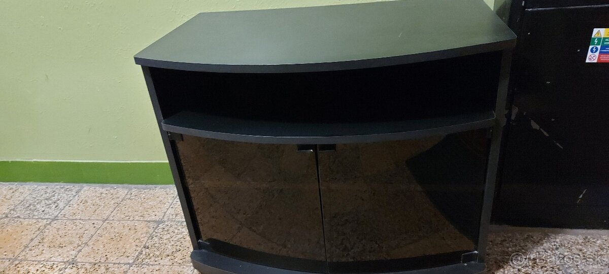 Predam TV stolik (skrinku) - 3