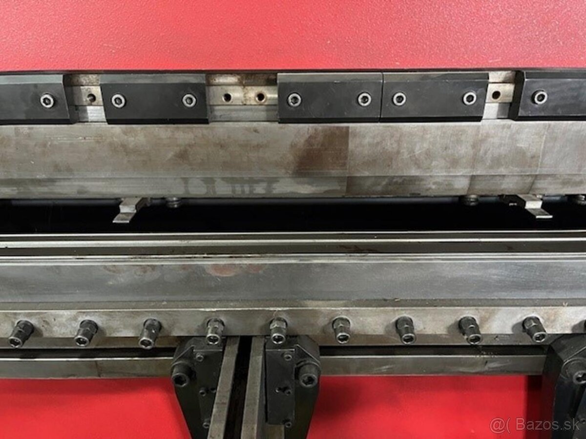 Ohraňovací lis Liptovské Strojárne HOL 80/2 (8400) - 3