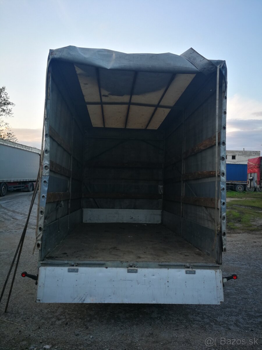 Nákladný príves - 3