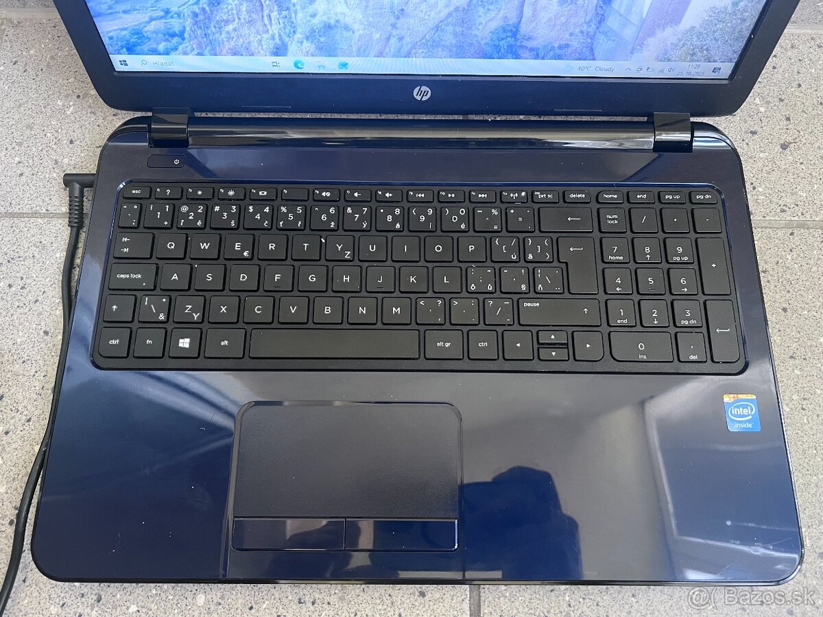 HP notebook / Celeron N2840 / 4GB RAM / 128GB SSD / 15.6" - 3