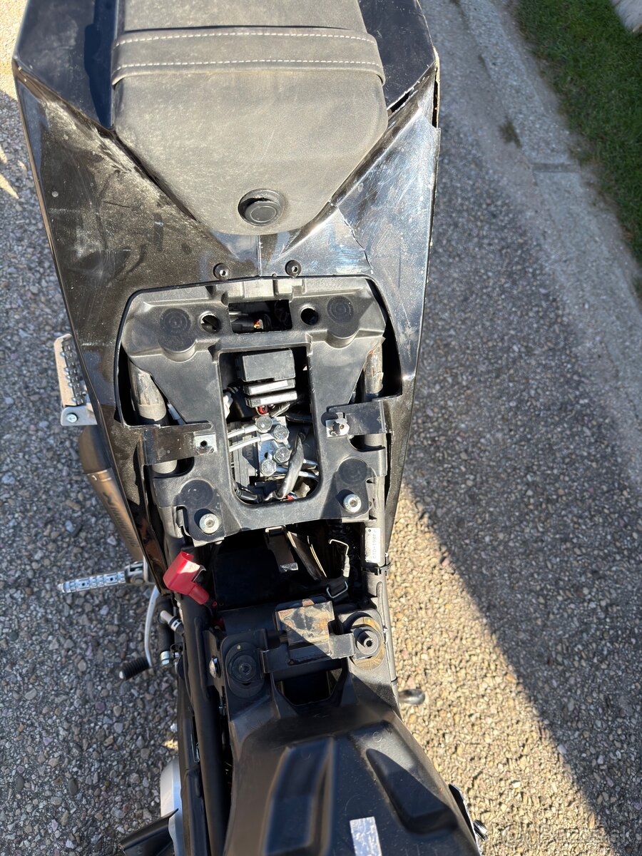 2017 Yamaha YZF R125 náhradné diely - 3