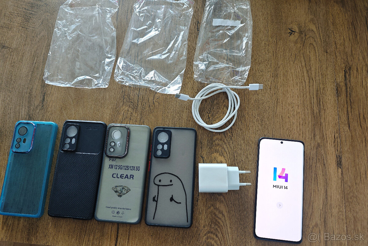 Xiaomi 12 8GB + 128GB Dual SIM Gray - 3