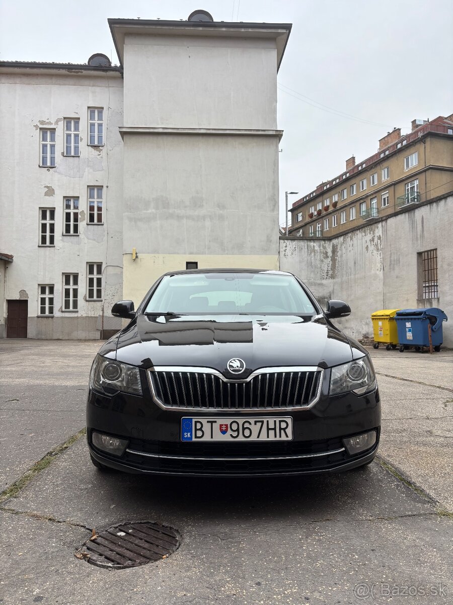 Predám Škoda Superb 2 facelift 2.0TDI 103kW - 3