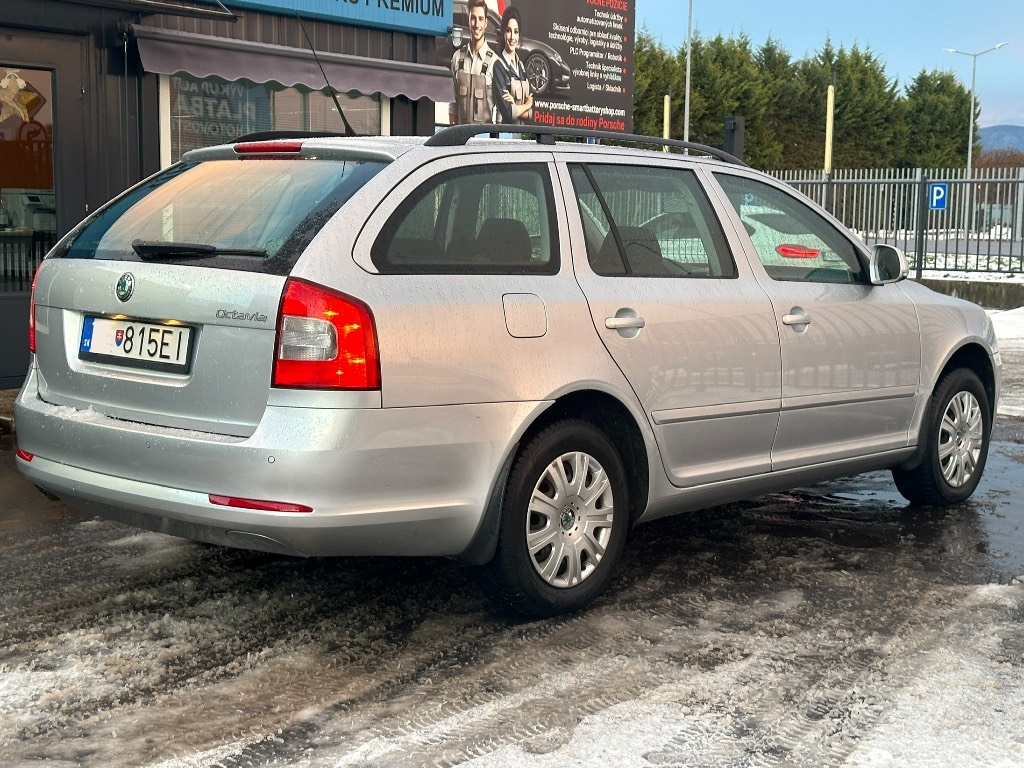 Škoda Octavia Combi 1.6 TDI CR DPF Elegance - 3