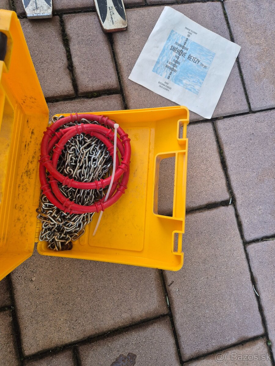 Zimná výbava lyže + retaze - 3