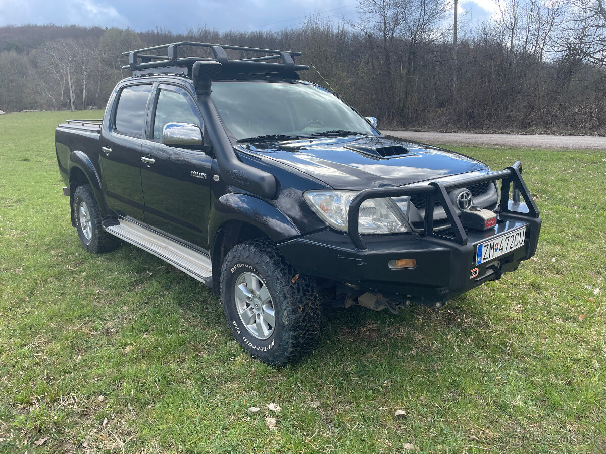 Toyota Hilux - 3