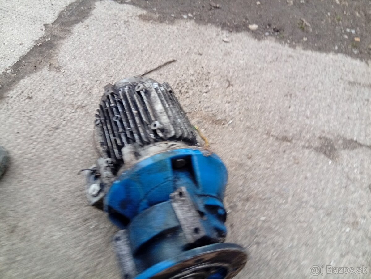 Predám elektromotor s prevodovkou Siemens - 3