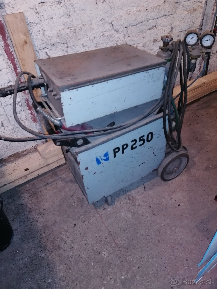 CO2 zváračka PP250 - 3