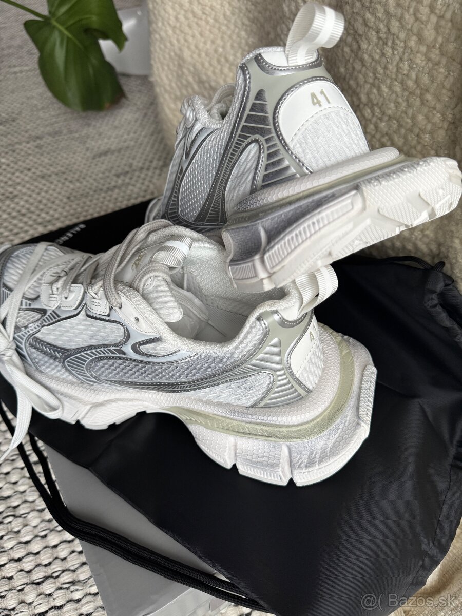 Balenciaga 3XL - 3