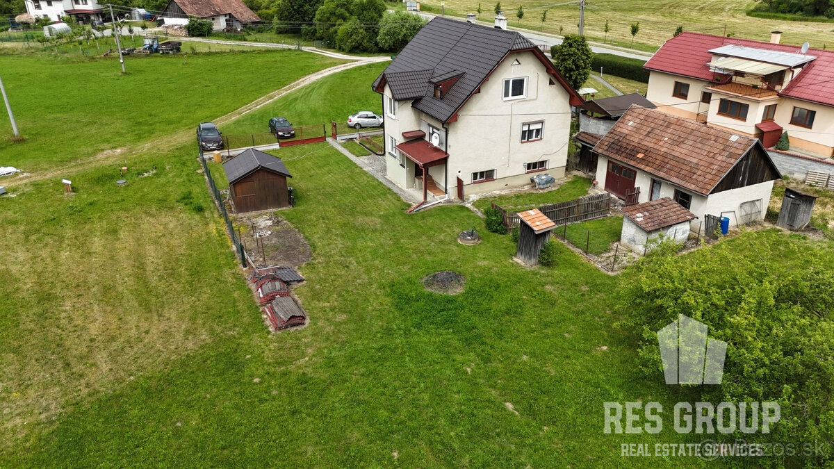 Na predaj, rodinný dom so 7 izbami, 1573 m2 Pozemok, Dubové - 3