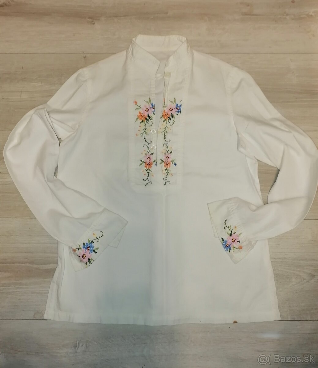 Staré Slovenské kroje 1. - 3