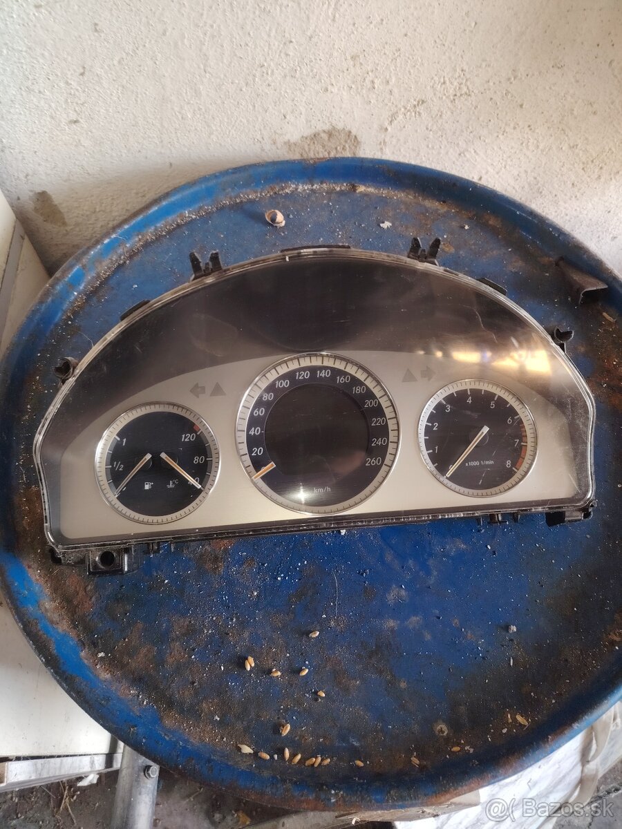 Budíky prístrojová doska - 3