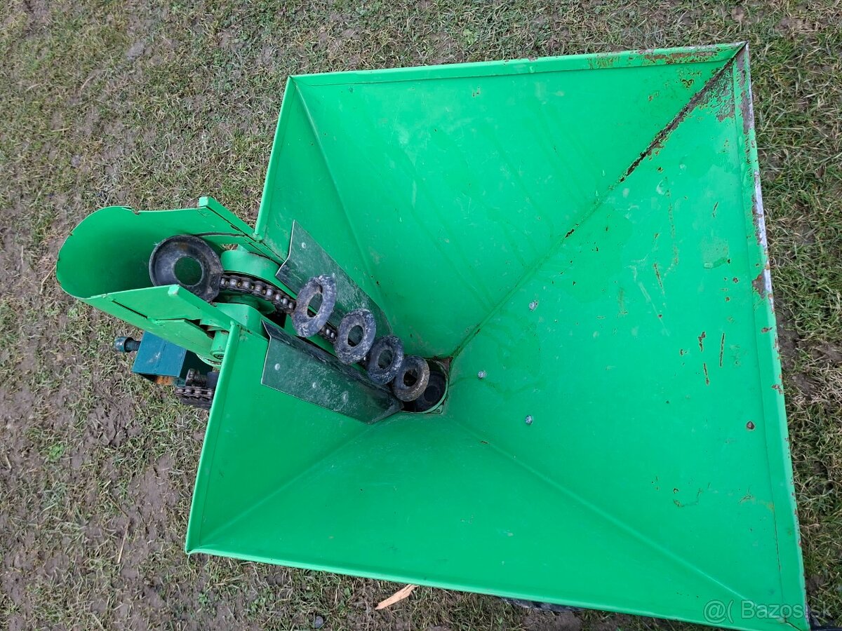 Jednoriadkový sadzač zemiekov - 3