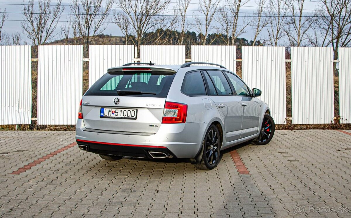 Škoda Octavia Combi 2.0 TDI RS - 3