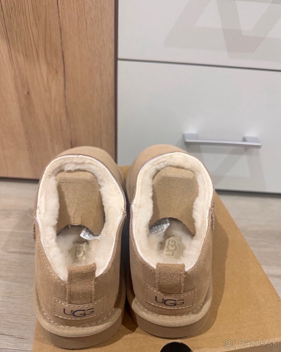 UGG micro classic papuče 40velkosť - 3