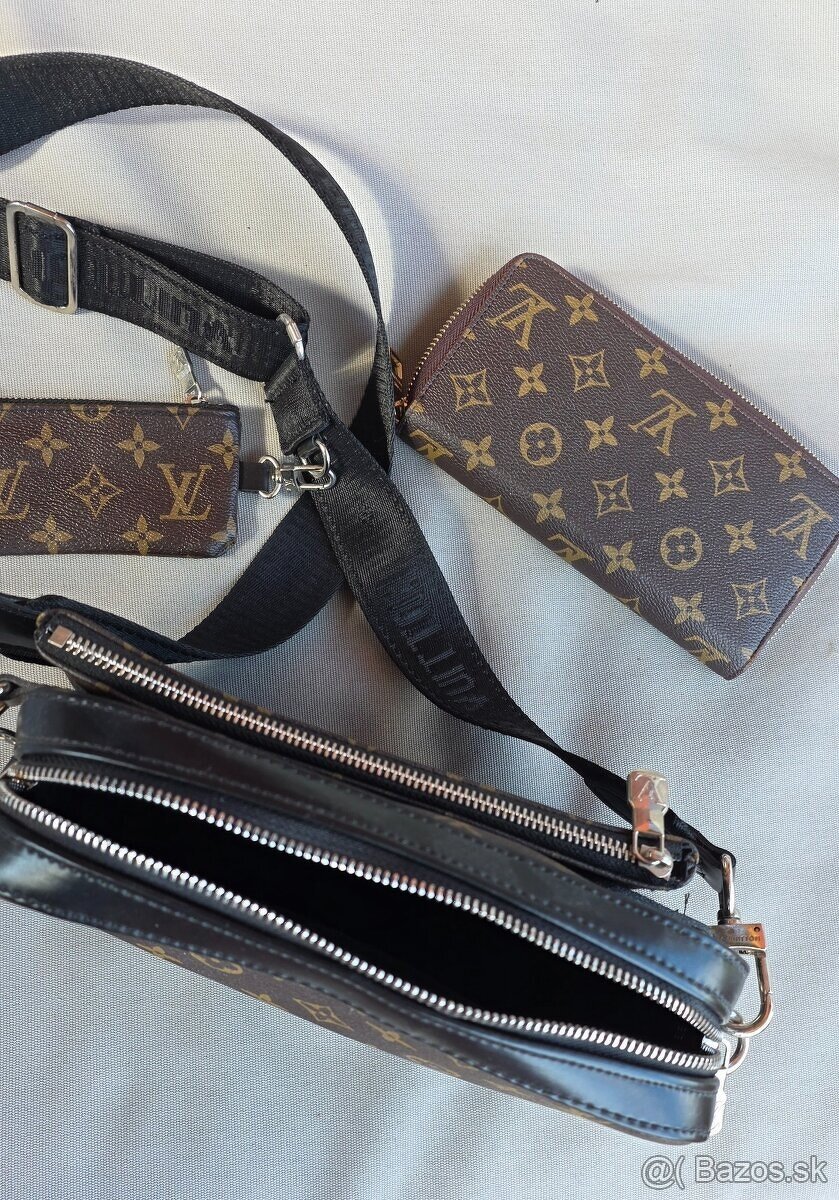 Luis Vuitton - Multi Pochette Accessoires Monogram Canvas - 3