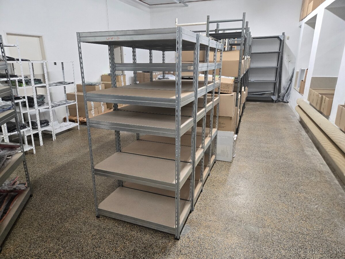 Kovové skladové regály s drevenými policami - 3