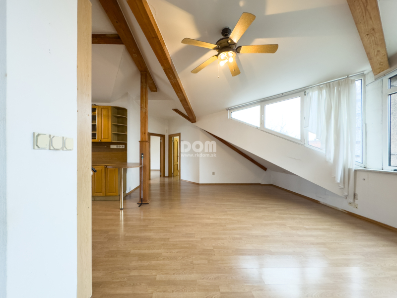 rkDOM | 4 - izbový byt s terasou v Žiline - 3