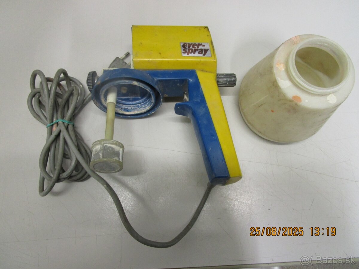 PREDAM STARSIU STRIEKACIU EL.PISTOLU EVER SPRAY 15€ - 3