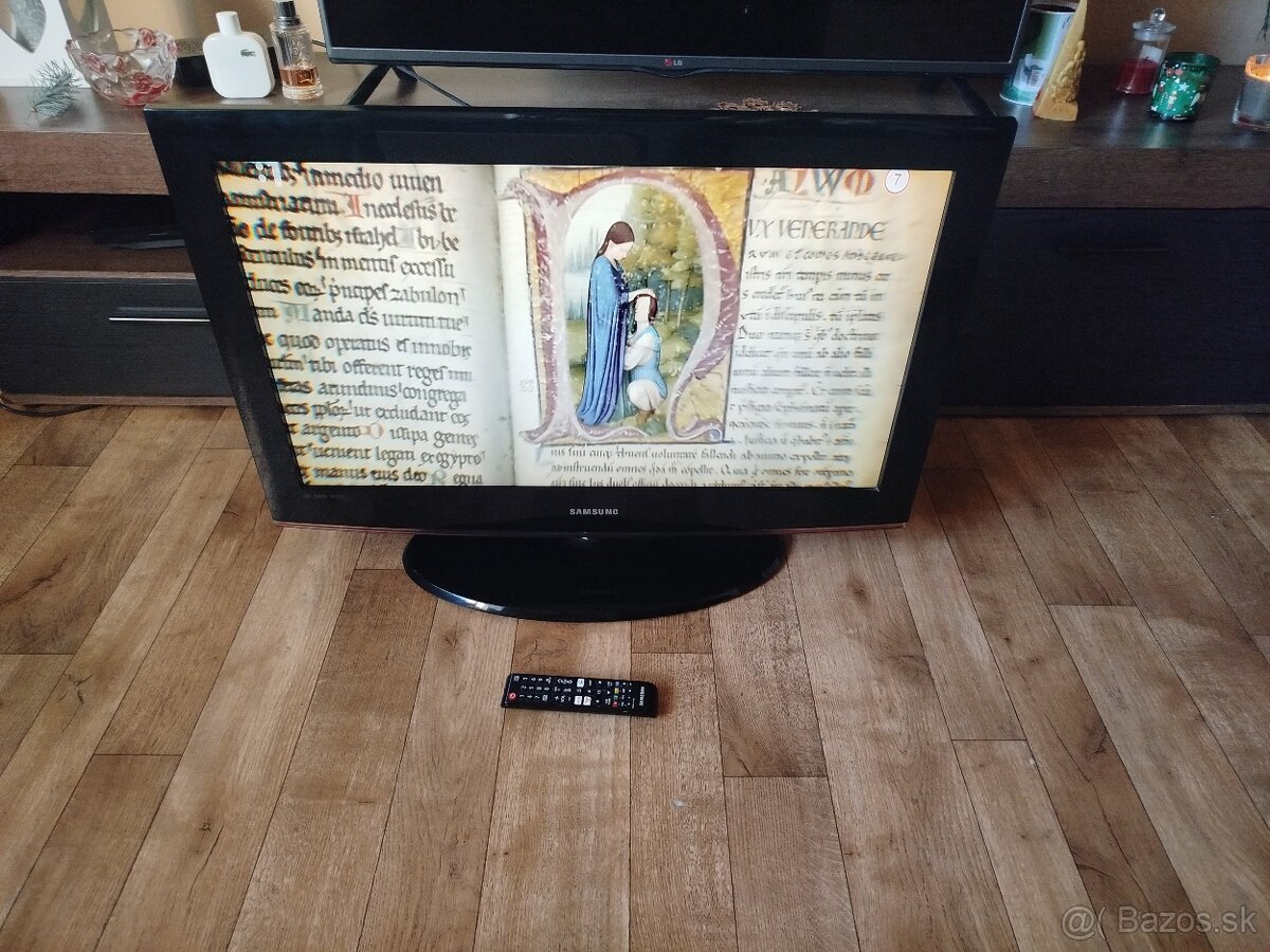 Televízor Samsung 32" 80 cm - 3