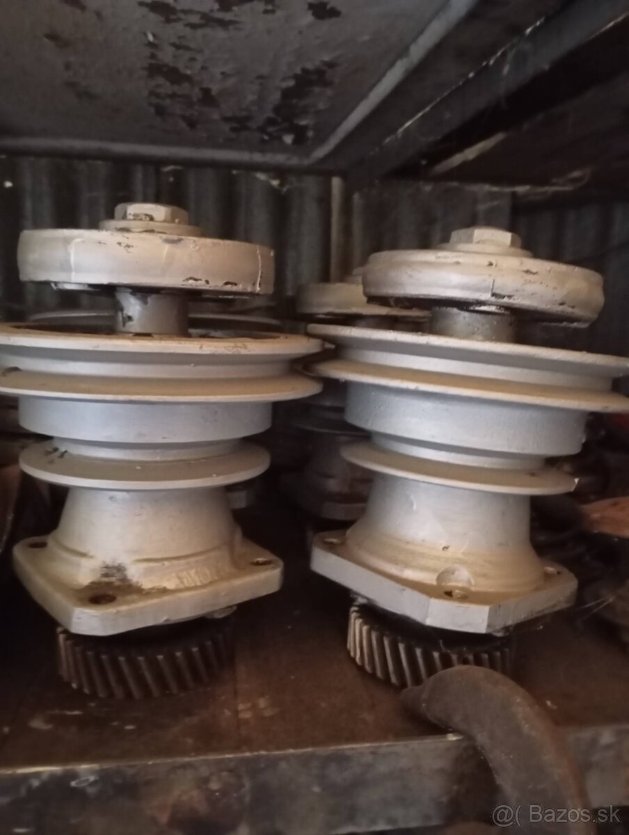 Náhradné diely na K 700 - 3