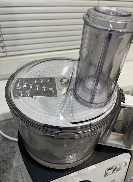 Kuchynský robot Bosch MCM4100 800W - 3