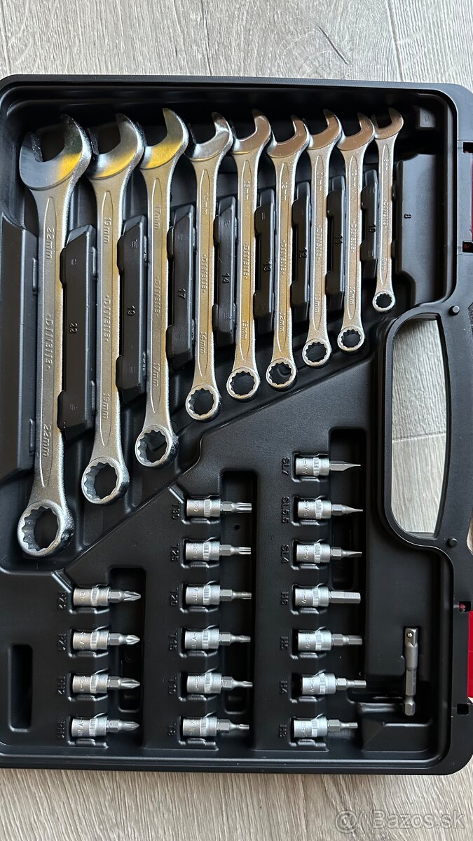 82-dielna gola sada - 3