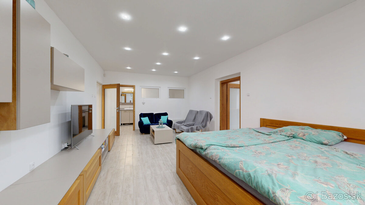 PREDAJ – VEĽKÝ 7-IZBOVÝ RODINNÝ DOM V TRNAVE, VHODNÝ NA BÝVA - 3